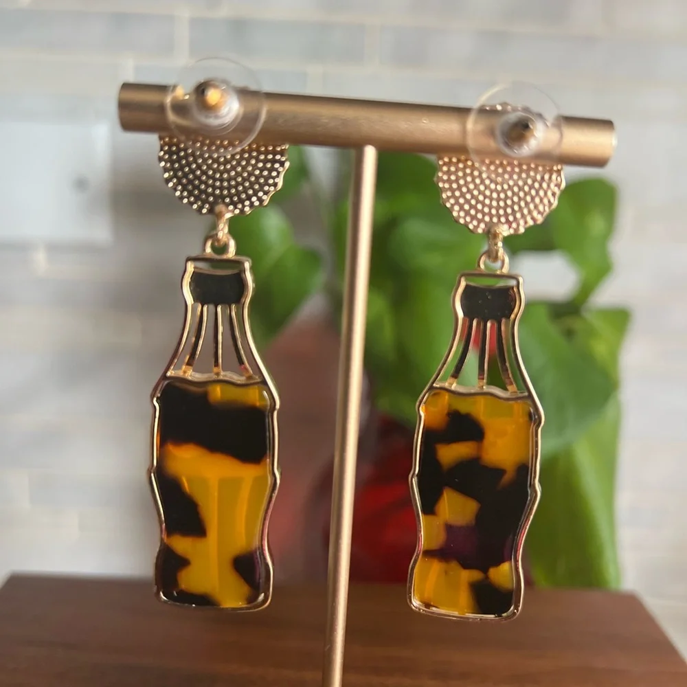 Final Sale ❤️ SugarFix Earrings NWT - Picture 3 of 4